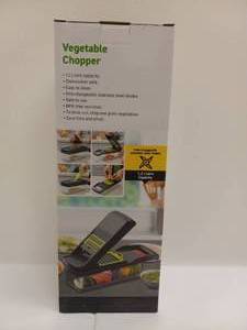 NEW VEGETABLE CHOPPER WITH INTERCHANGEABLE BLADES