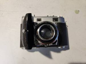 lot 10 image: Vintage Kodak Retina IIIc Camera