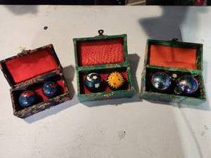 lot 24 image: Vintage Chinese ChimeShouxingHealth Balls