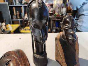 lot 50 image: Variety of Wood Carved Items