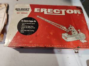 lot 71 image: Vintage Erector Set