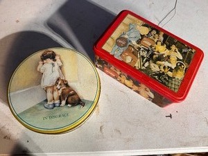 lot 89 image: Vintage Tins