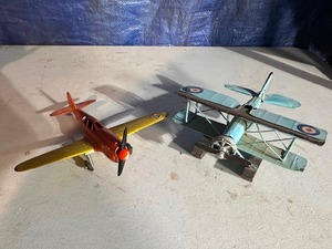 lot 99 image: Vintage Hubley Diecast Plane & Vintage 1968 Cragstan Wild Wings SE S Scout WW Toy Plane