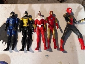 lot 64 image: 5 Action Figures 12-14 Tall