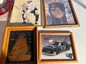 lot 146 image: Variety of Vintage Framed Artwork