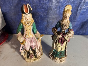lot 166 image: Victorian Porcelain Figurines