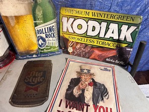 lot 168 image: Variety of Vintage Signs