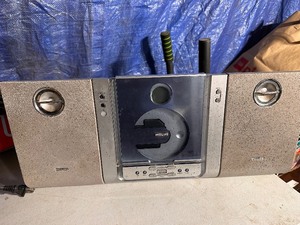 lot 186 image: Philips MC23527 Micro System Home Music System