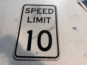 lot 322 image: Speed Limit Sign 10 MPH, 12 x18