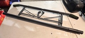 lot 282 image: 48 Heavy Duty Fitness Pull Up Bar Doorway Bar
