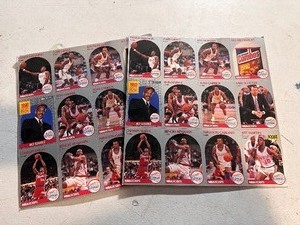 lot 304 image: Two Combos Crackers All Pro Snacks NBA Hoops Clippers Uncut Trading Cards