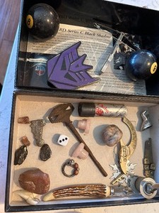 lot 247 image: Variety of Miscellaneous Treasures