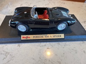 lot 265 image: Maisto Porsche 550 A Spyder Diecast Car