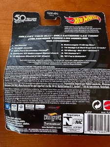 lot 269A image: Hot Wheels 50 Favorites 71 AMC Javelin Cars NIB