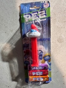 lot 109A image: Vintage PEZ Papa Smurf Candy Dispenser New in Packaging