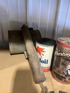 Sprayer Old Tin Cans Leather knife straps