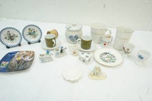 lot 87 image: Toothpick holders