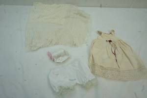 lot 98 image: doll clothes