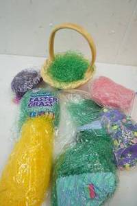 lot 116 image: Easter decor