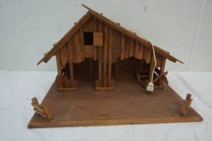 lot 157 image: nativity platform