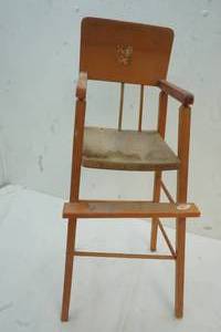 lot 162 image: vintage ATF toys doll high chair