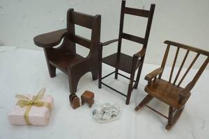 lot 177 image: toy chairs