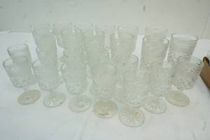 lot 200 image: Glass Stemware