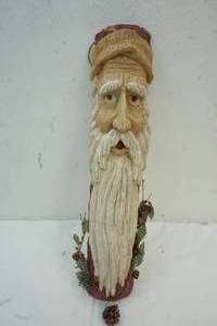 lot 211 image: Christmas Decor