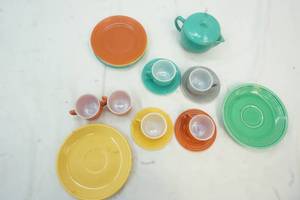 lot 261 image: Kitchenware