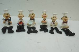 lot 274 image: Kitchen Decor