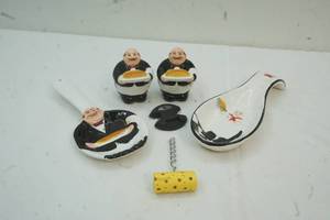 lot 275 image: Kitchen Decor