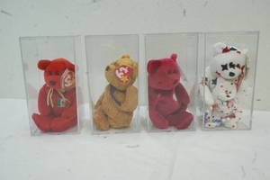 lot 283 image: Toys