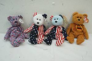 lot 285 image: Toys