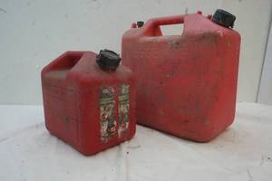 lot 369 image: Gas cans