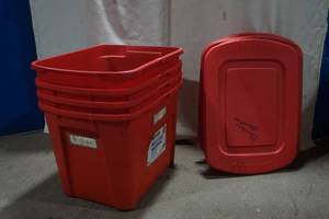lot 397 image: storage totes