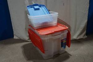 lot 398 image: storage totes
