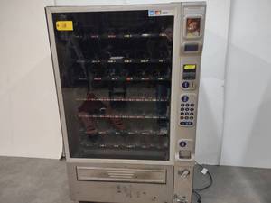 lot 18 image: Crane Model 981D Commercial Vending...