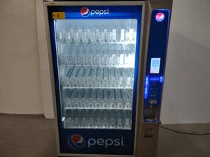 lot 8 image: Dixie-Narco Commercial Vending Mach...