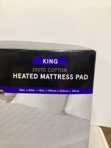 lot 127 image: Beautyrest King Size 250 Thread Count Heated Mattress Pad - Open Box Unused - Missing Power Cords for heating