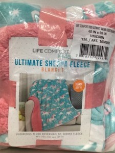lot 124 image: High Quality New Life Comfort Kids Ultimate Sherpa Fleece Blanket - With Unicorns On It