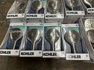 lot 51 image: 18 Kohler Magnetic Showerheads - Kohler 12 Kohler Prosecco & 6 Kohler Adjuste - Customer Returns Untested