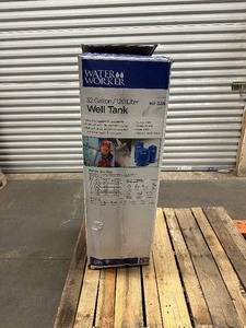 lot 17 image: Water Worker 32 Gal. Pressurized Well Tank new open box
