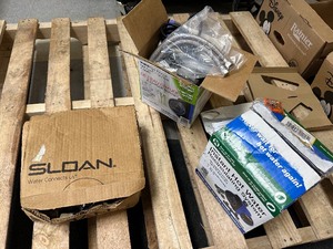 Plumbing Sloan Royal Flushometer & 2 Watts Instant Hot Water Recirculation Pumps - Unused damaged - see pictures