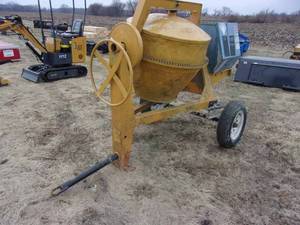 Stone Tow-Behind Large Capacity Concrete Mixer w Honda Engine, Engine Wont Start