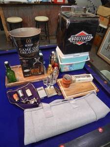 lot 12 image: assorted bar ware