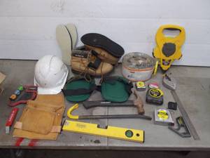 lot 74 image: hand tools and assorted roofing related, tools, cougarpaws boots