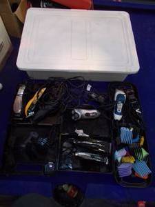 lot 41 image: lot of assorted hair clippers and shavers