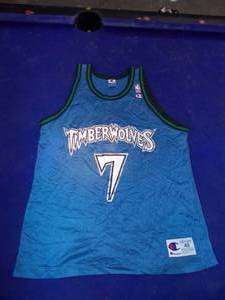 lot 119 image: Autographed MN Timberwolves #7 signed to jeremy Terrell Brandon