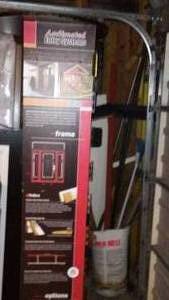 lot 517 image: Advertisement Stand.