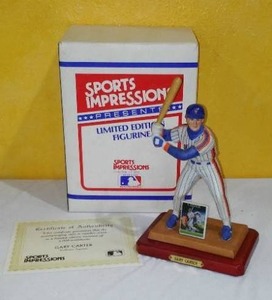 lot 167 image: Sports Impressions Gary Carter Figurine.